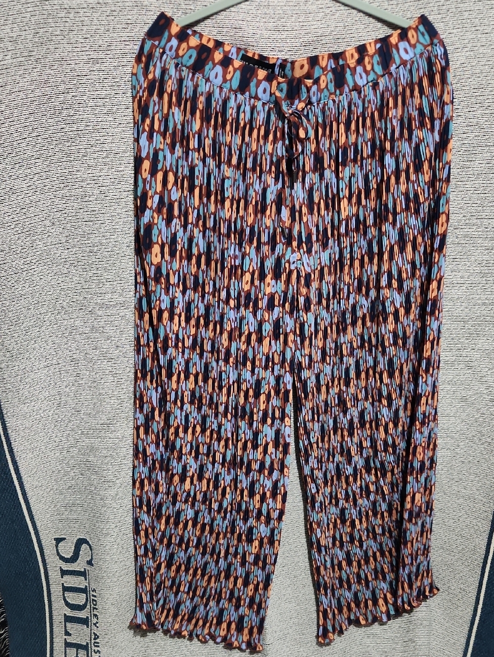 Wildfang Blue and Brown Abstract Pleated Pull-On Pants
